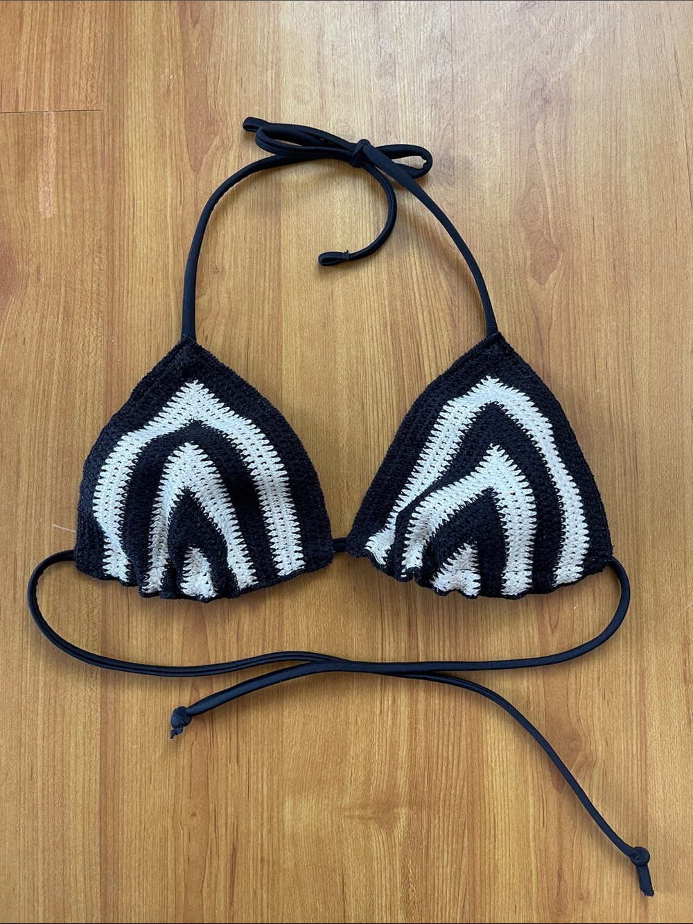 Calzedonia Black & White Crochet Triangle Bikini Top - Women Swim